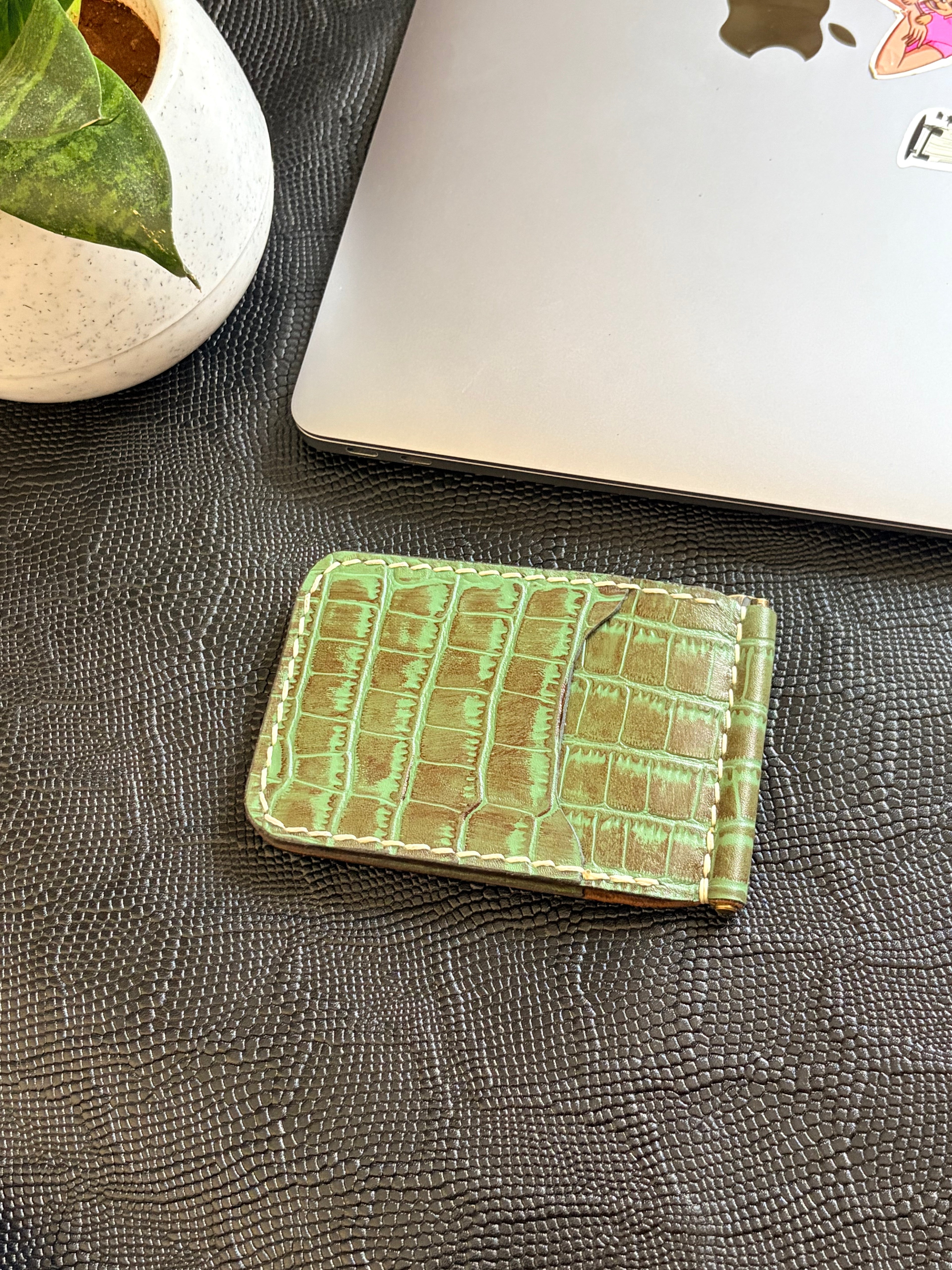 Vertical Money Clip Wallet - 001