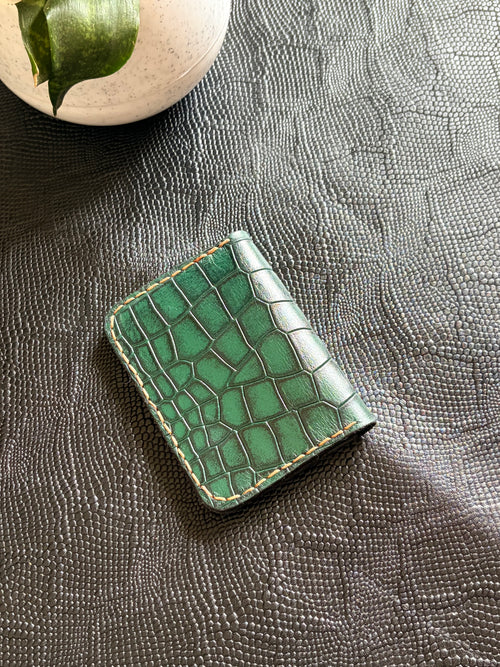Compact Bi-fold Card Wallet - 001