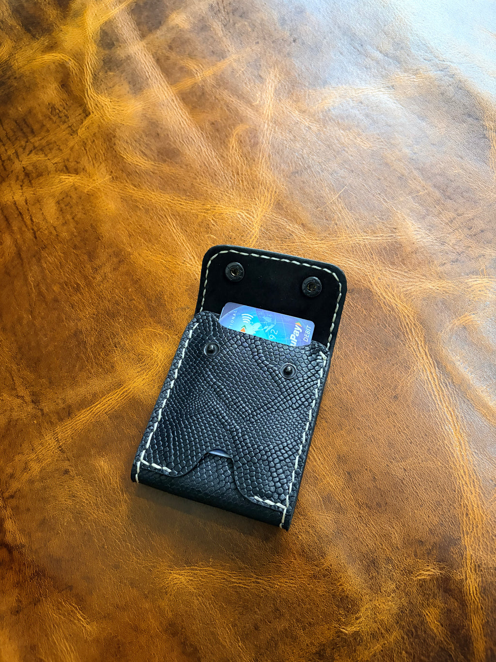 Cash & Card Carry - CCC 0001