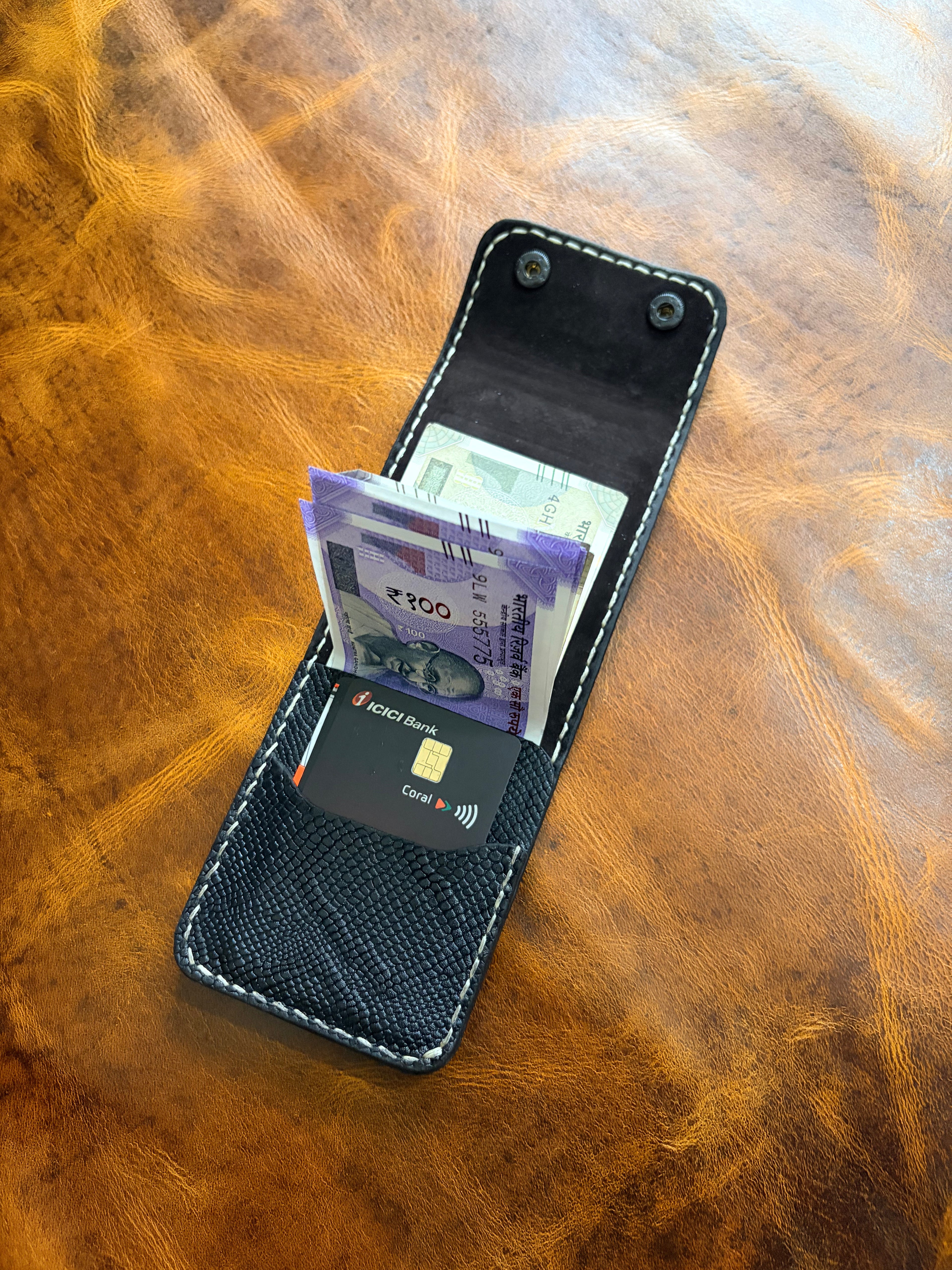 Cash & Card Carry - CCC 0001