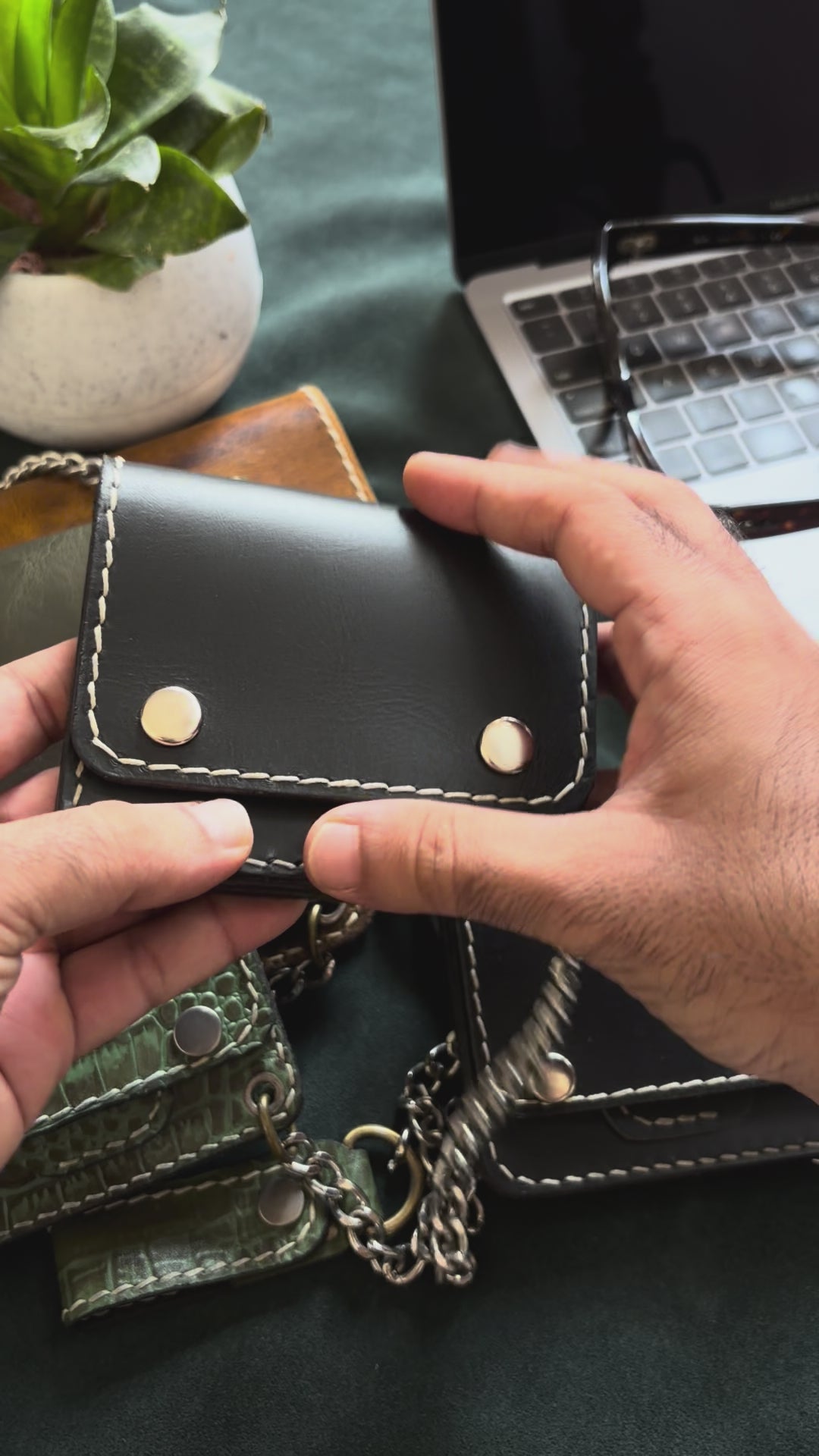 Trucker Wallet Mini - M001